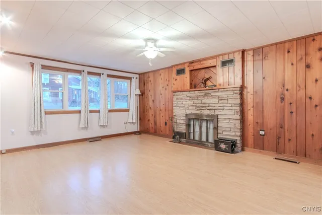 $189,900 | 102 Mechanic Street, Antwerp, NY 13608