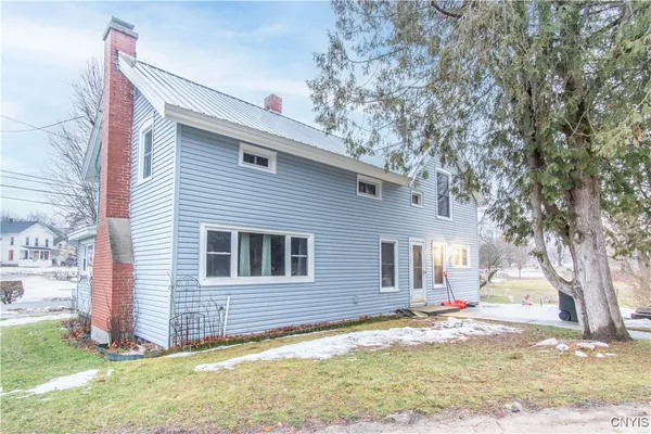 $179,900 | 102 Mechanic Street, Antwerp, NY 13608