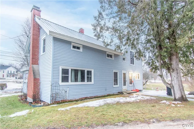 $189,900 | 102 Mechanic Street, Antwerp, NY 13608