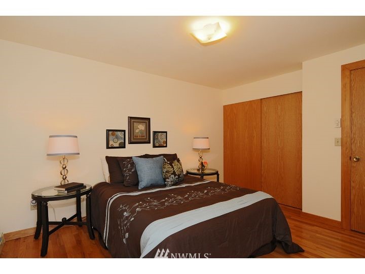 4014 Southwest Orchard Street Seattle, WA 98136 - Photo 13 of 25 Gallery Image 13