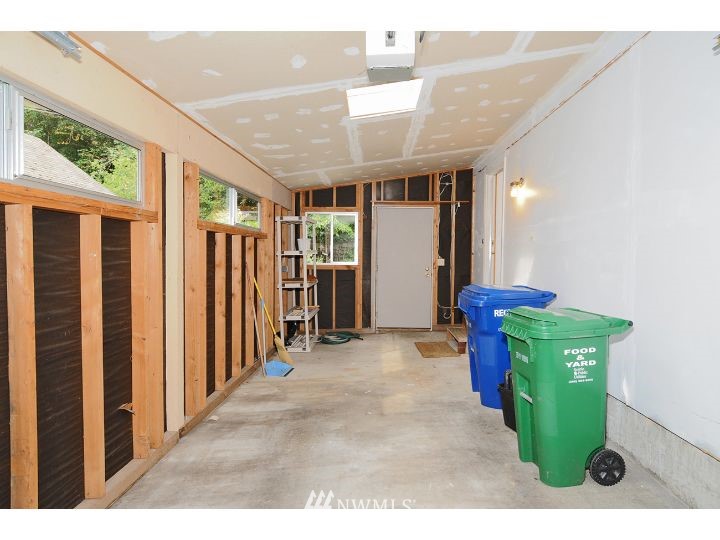 4014 Southwest Orchard Street Seattle, WA 98136 - Photo 20 of 25 Gallery Image 20