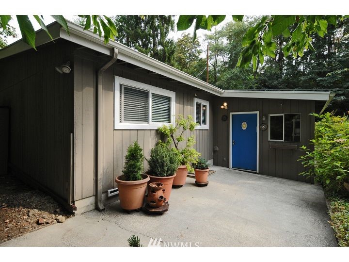 4014 Southwest Orchard Street Seattle, WA 98136 - Photo 24 of 25 Gallery Image 24