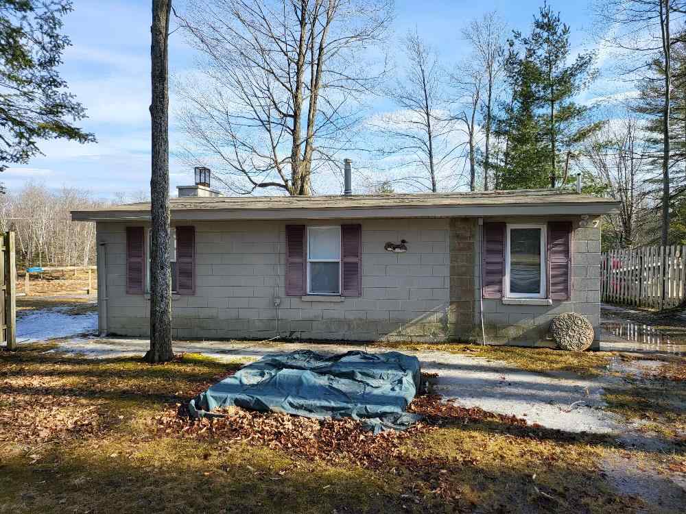 4256 Peters Road Alger, MI 48610 - Photo 2 of 34
