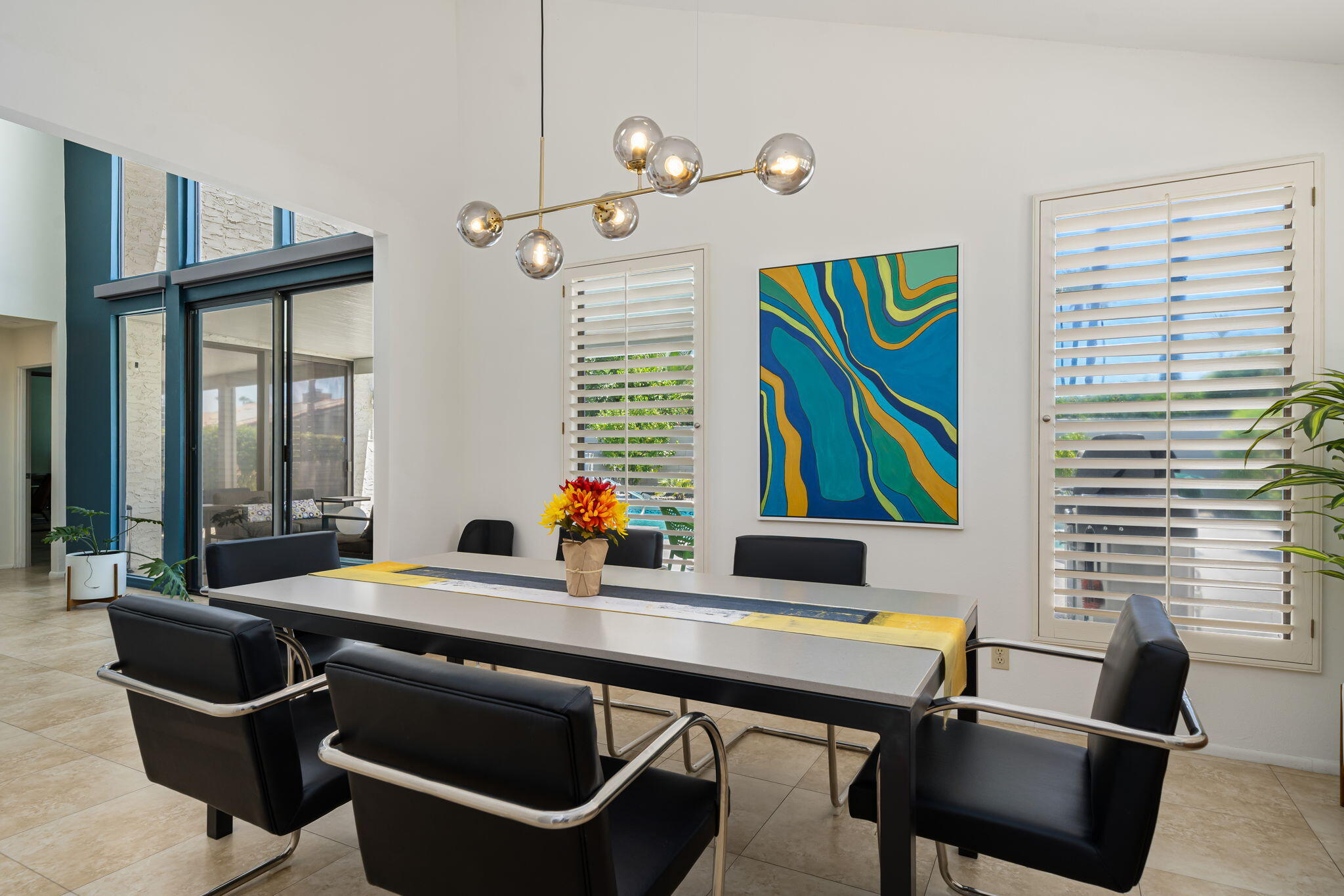 41 Lincoln Place Rancho Mirage, CA 92270 - Photo 12 of 37 a room with furniture and window