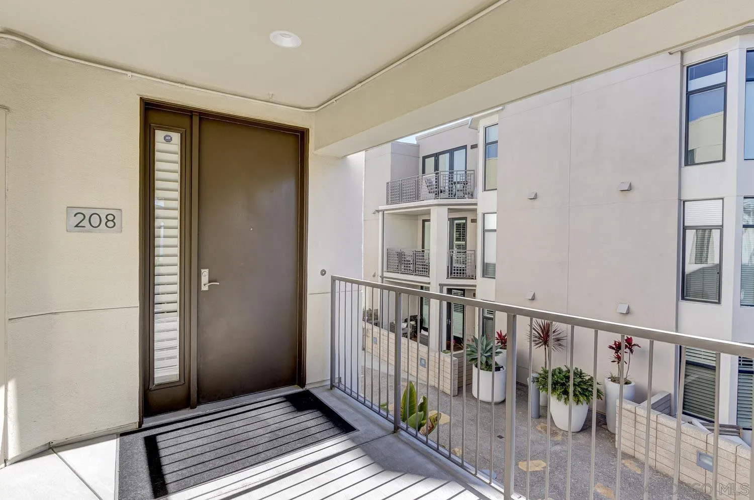 5440 La Jolla Boulevard, Unit E208 La Jolla, CA 92037 - Photo 24 of 35 a view of balcony of the house