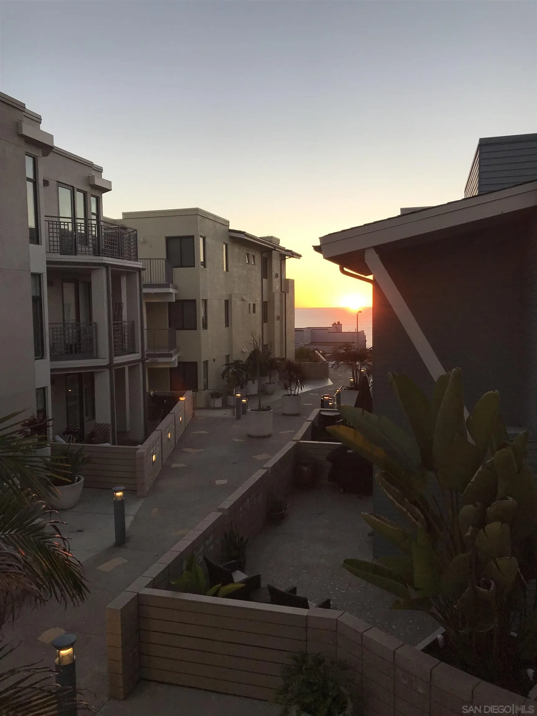 5440 La Jolla Boulevard, Unit E208 La Jolla, CA 92037 - Photo 26 of 35