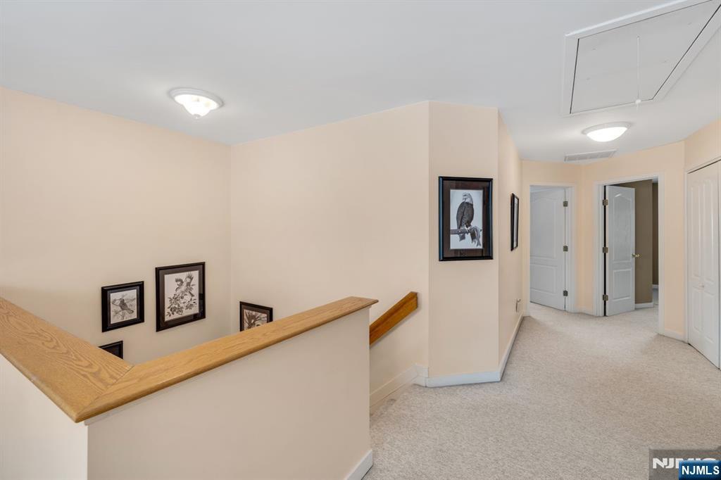 19 Fox Run Road Allendale, NJ 07401 - Photo 16 of 36