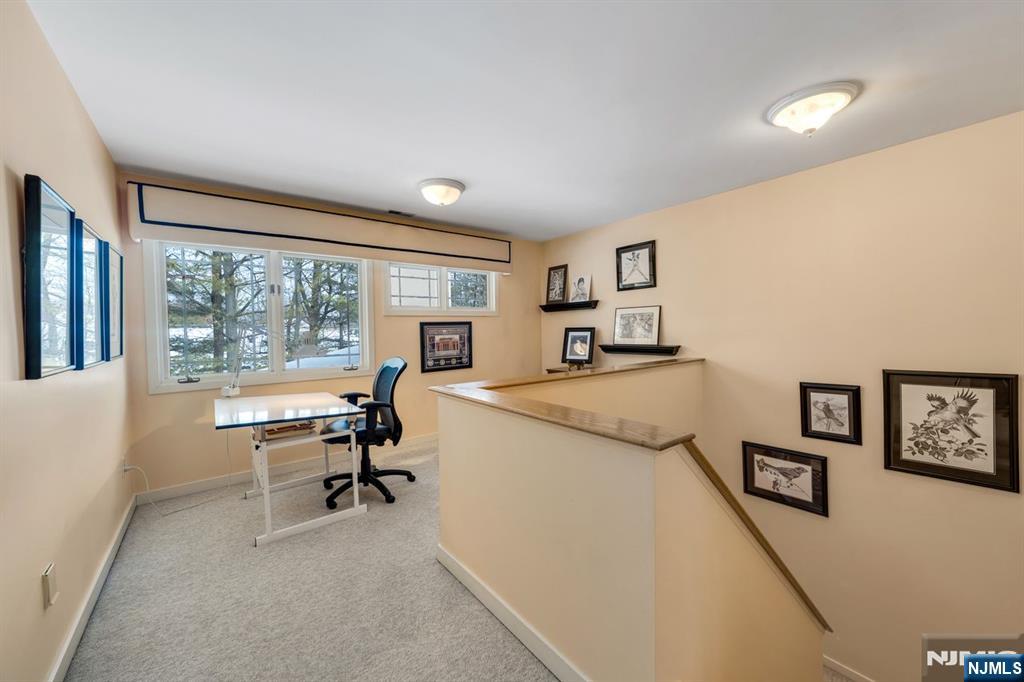 19 Fox Run Road Allendale, NJ 07401 - Photo 17 of 36