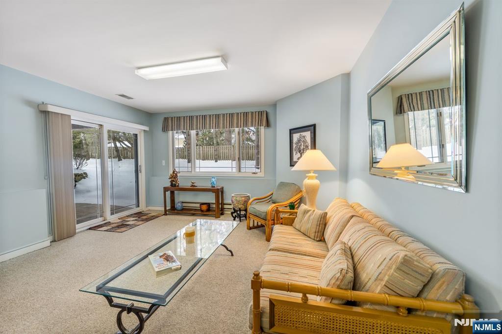 19 Fox Run Road Allendale, NJ 07401 - Photo 31 of 36