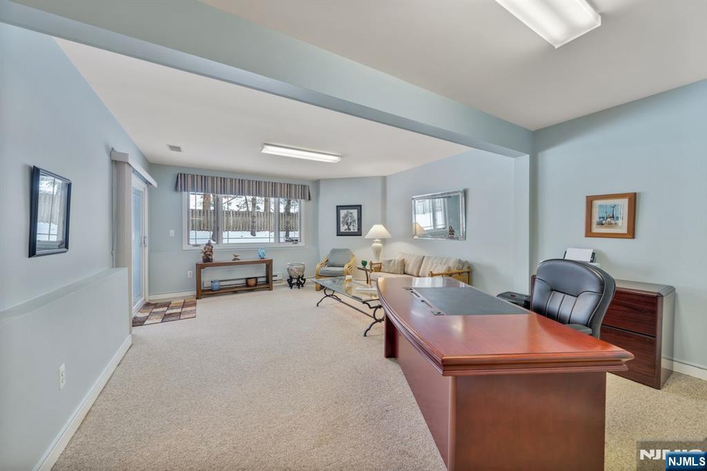 19 Fox Run Road Allendale, NJ 07401 - Photo 32 of 36