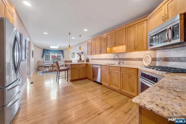 $1,100,000 | 19 Fox Run Road, Allendale, NJ 07401