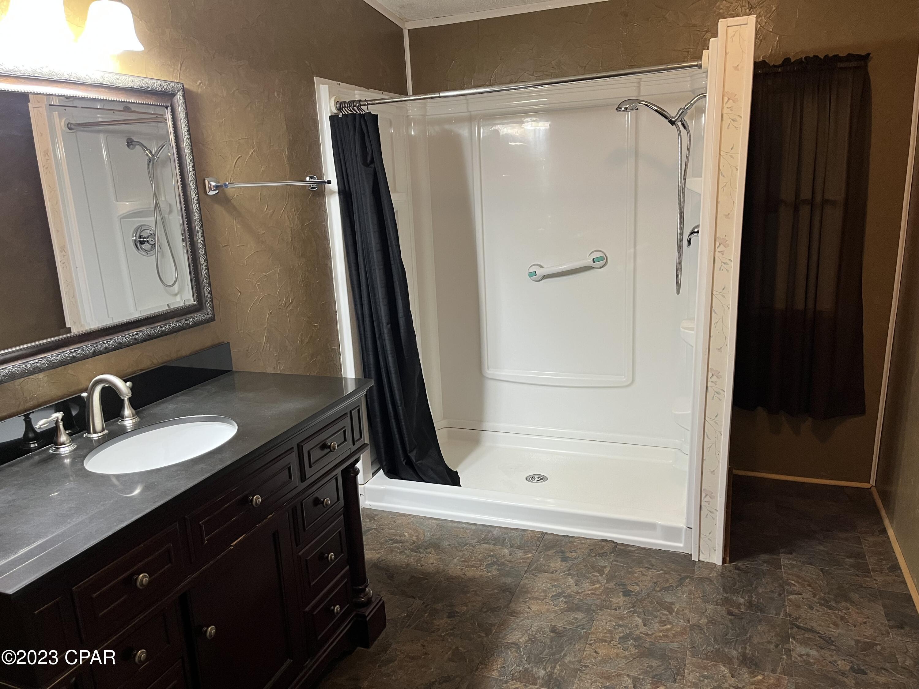 2933 Avon Road Panama City, FL 32405 - Photo 16 of 19 Gallery Image 16