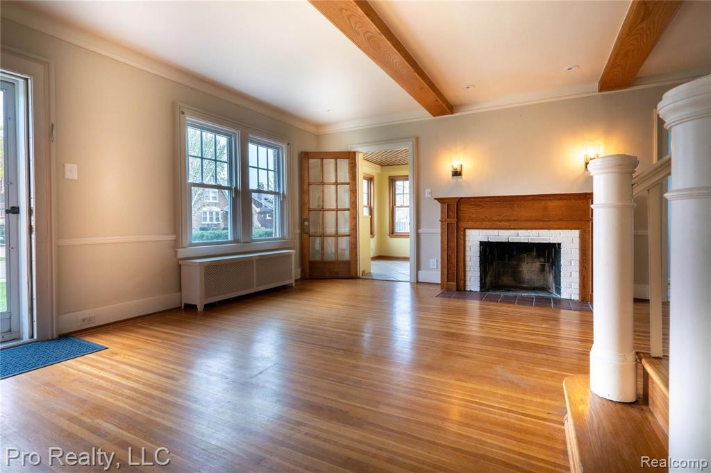 1135 Nottingham Road Grosse Pointe Park, MI 48230 - Photo 7 of 21