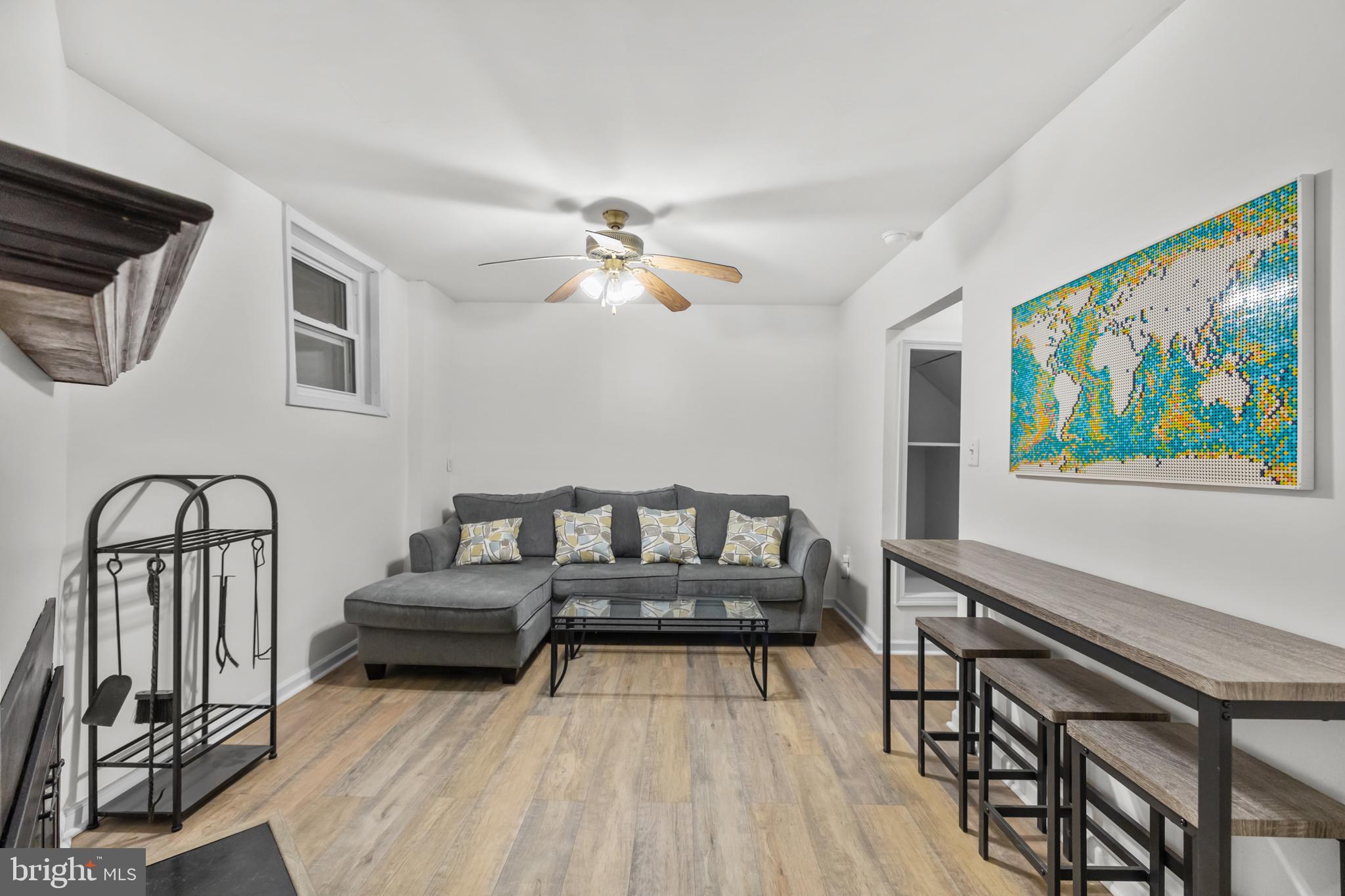 2320 Emerald Heights Court Reston, VA 20191 - Photo 37 of 44 a living room with furniture