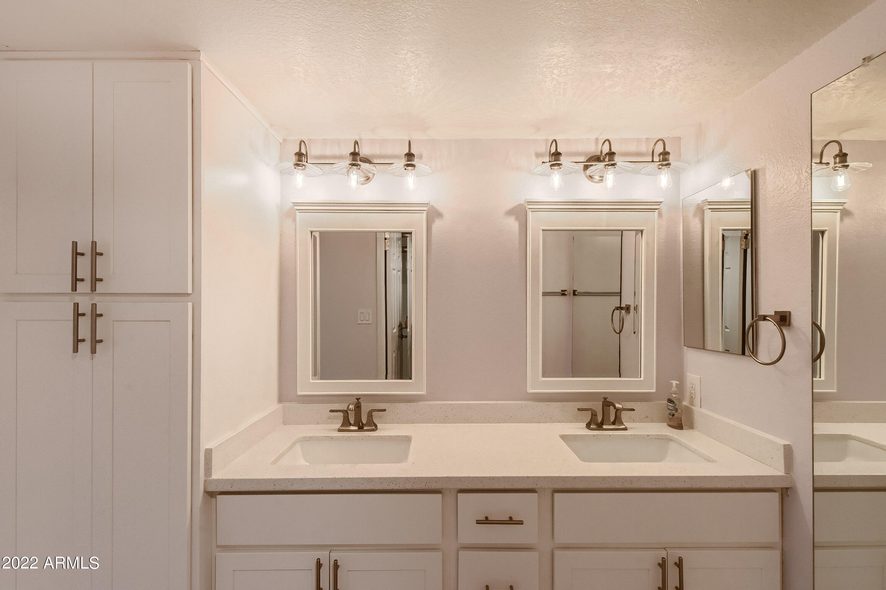 4303 East Cactus Road, Unit 326 Phoenix, AZ 85032 - Photo 8 of 17 15 Primary Bathroom