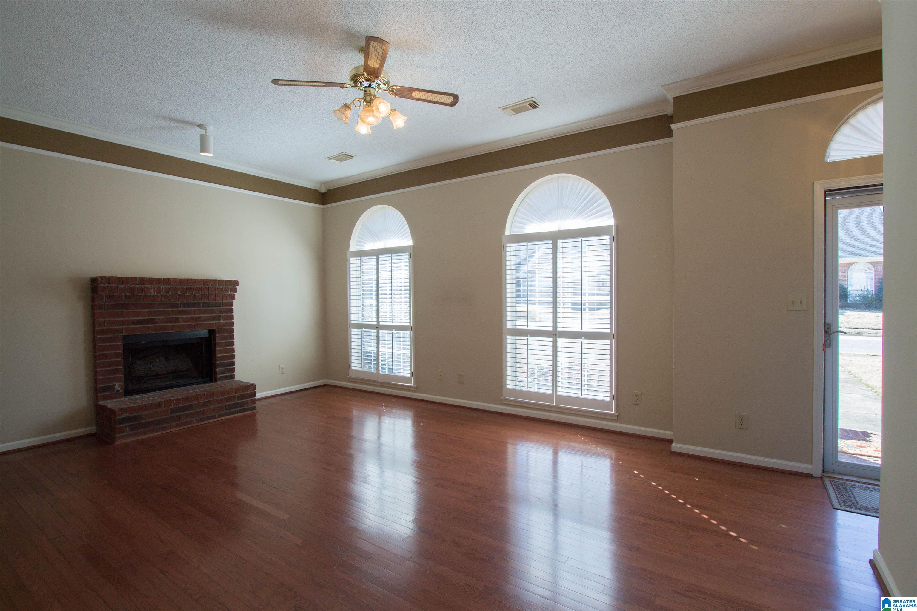 116 Braxton Way Pelham, AL 35124 - Photo 3 of 50