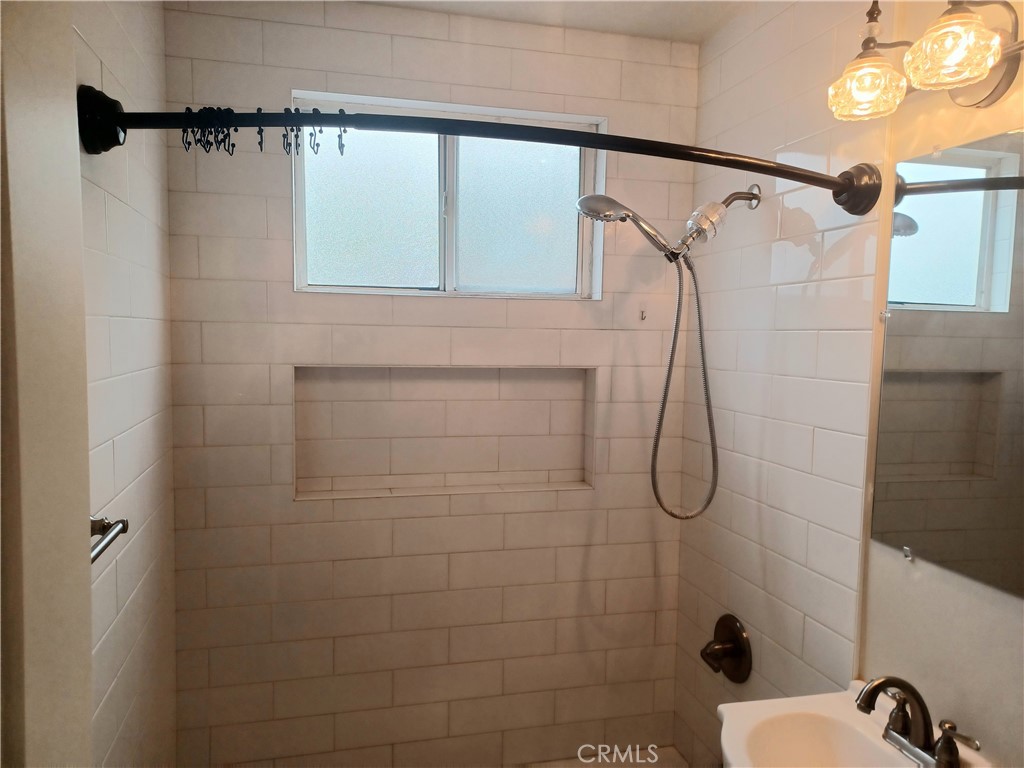 465 West Windsor Road, Unit B Glendale, CA 91204 - Photo 15 of 16