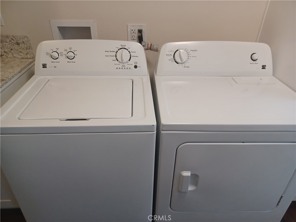 465 West Windsor Road, Unit B Glendale, CA 91204 - Photo 10 of 16