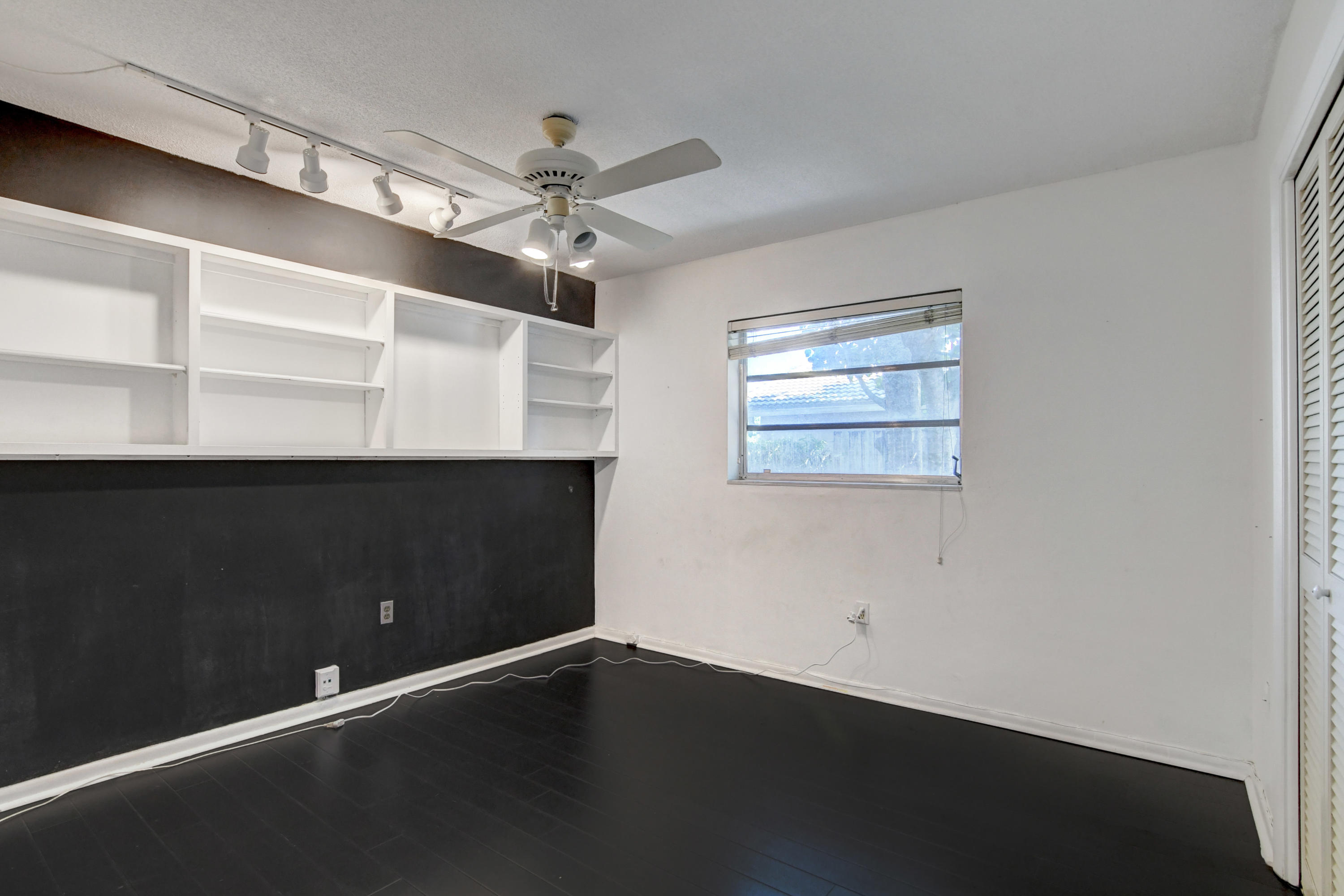 810 Northwest 7th Street Boca Raton, FL 33486 - Photo 27 of 48 2nd Bedroom