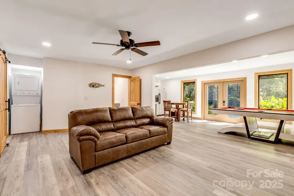 $1,050,000 | 765-764 Osborn Knob Road, Marion, NC 28752