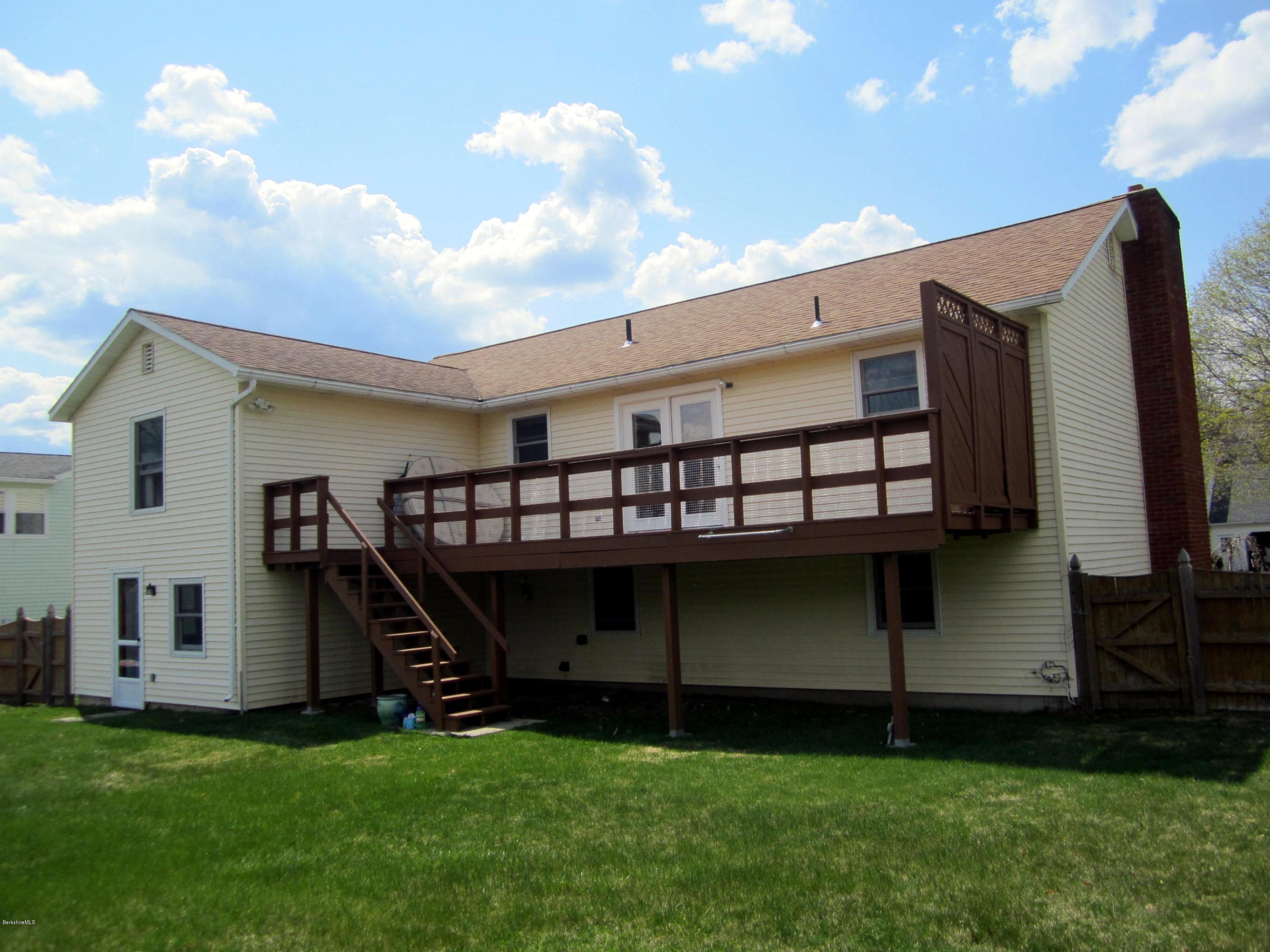 71 Winesap Road Pittsfield, MA 01201 - Photo 18 of 25 Rear-of-Home