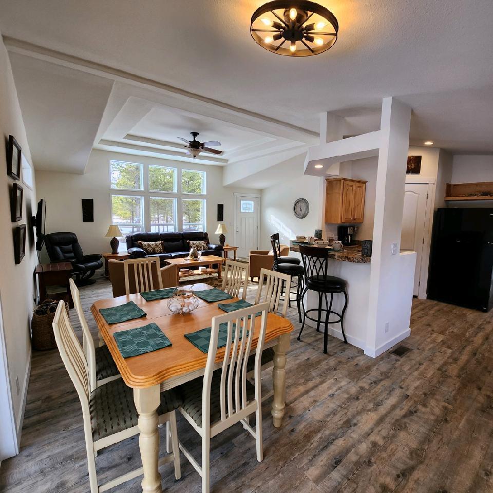 15906 Jacobsen Road La Pine, OR 97739 - Photo 10 of 49 22524