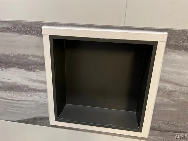 $2,500 | 110 Edgemere Road, Salina, NY 13208