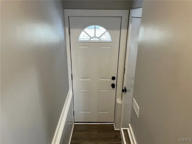 $2,300 | 110 Edgemere Road, Salina, NY 13208