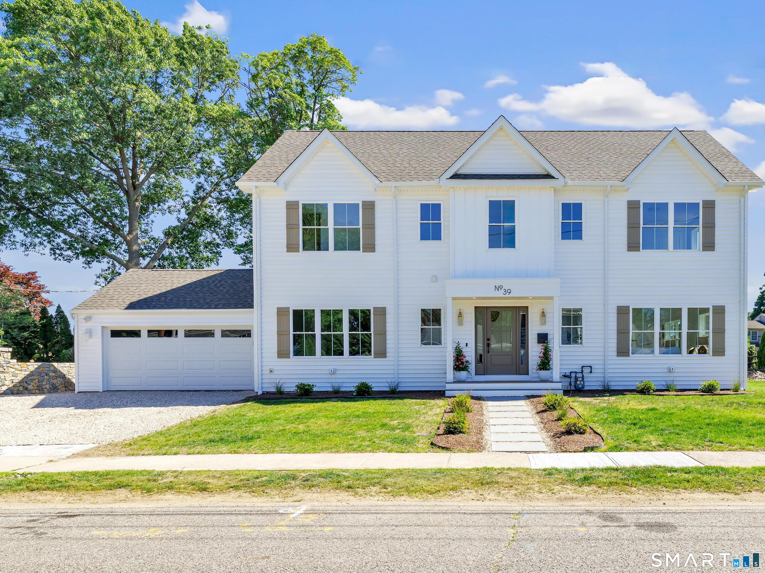39 Commodore Place Milford, CT 06460 - Photo 1 of 40