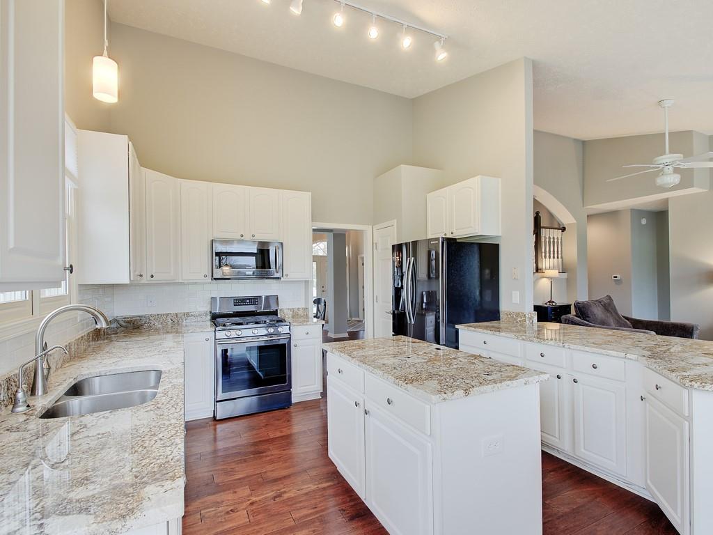 3595 Inverness Boulevard Carmel, IN 46032 - Photo 14 of 39