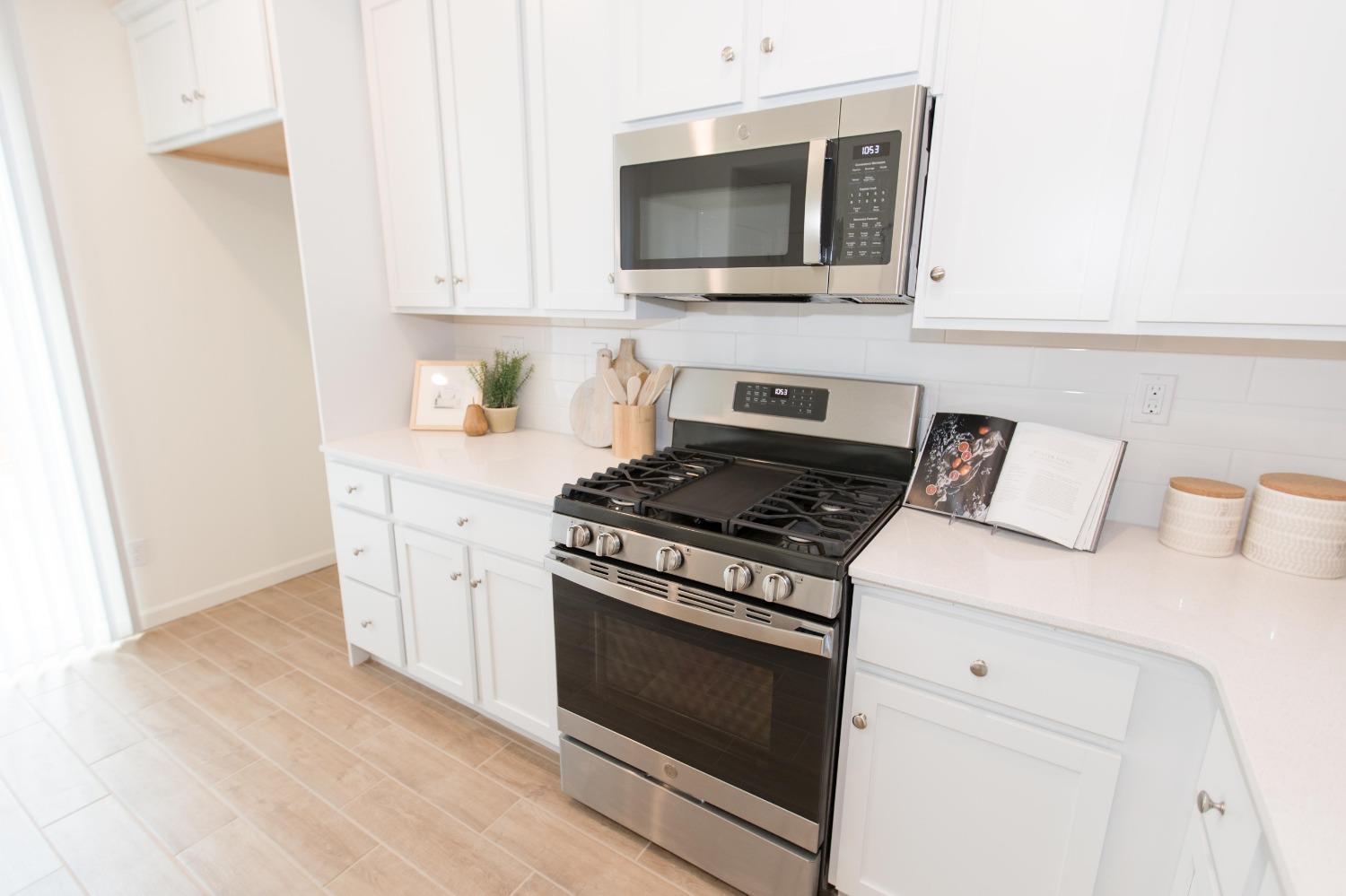 2297 North Raleigh Drive Fresno, CA 93727 - Photo 15 of 46