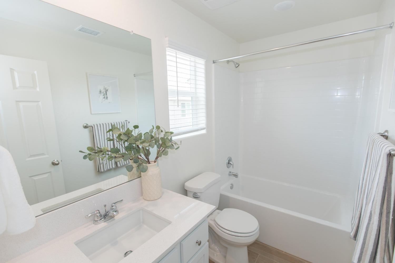 2297 North Raleigh Drive Fresno, CA 93727 - Photo 33 of 46