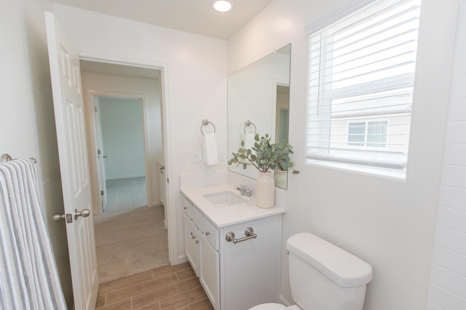 2297 North Raleigh Drive Fresno, CA 93727 - Photo 34 of 46