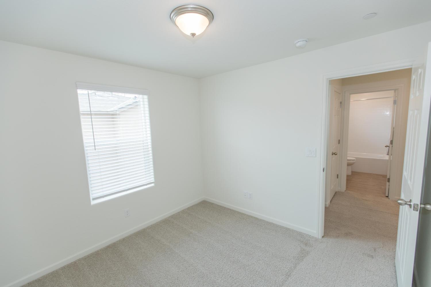 2297 North Raleigh Drive Fresno, CA 93727 - Photo 36 of 46