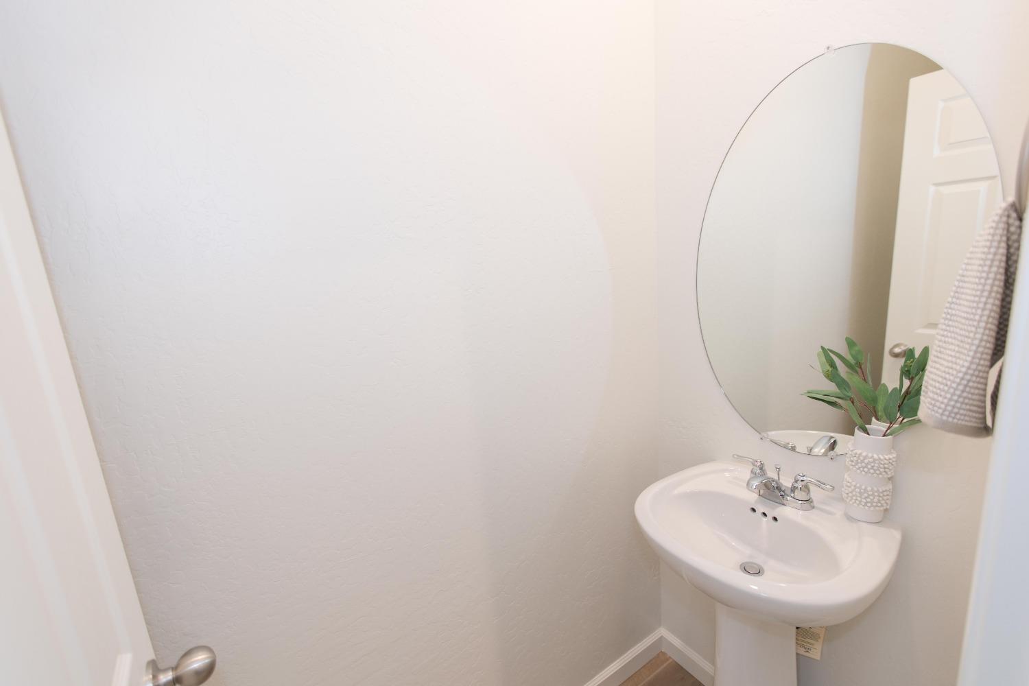 2297 North Raleigh Drive Fresno, CA 93727 - Photo 10 of 46