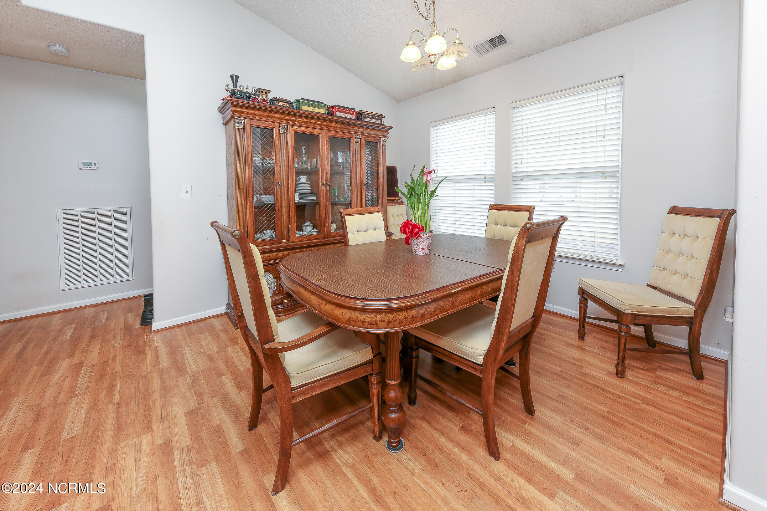 260 Green View Road Moyock, NC 27958 - Photo 9 of 17 4G8A2360
