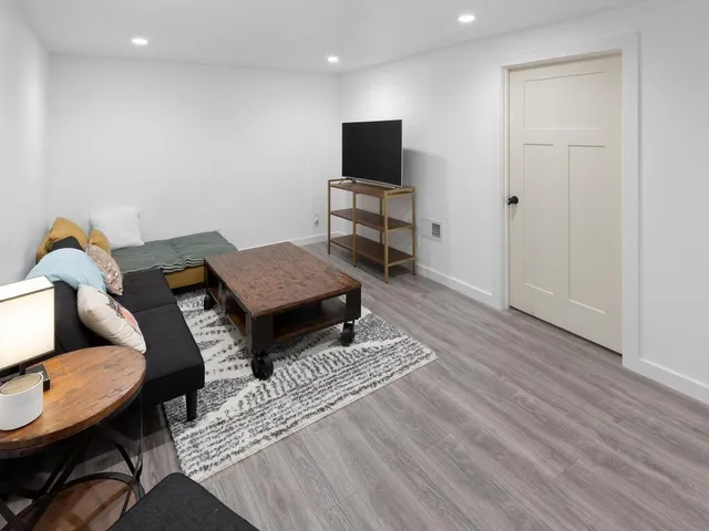 $424,900 | 13911 7th Avenue North, Zimmerman, MN 55398