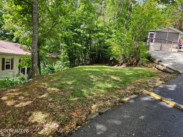 $79,500 | 417 Mountain Thrush Drive, Townsend, TN 37882