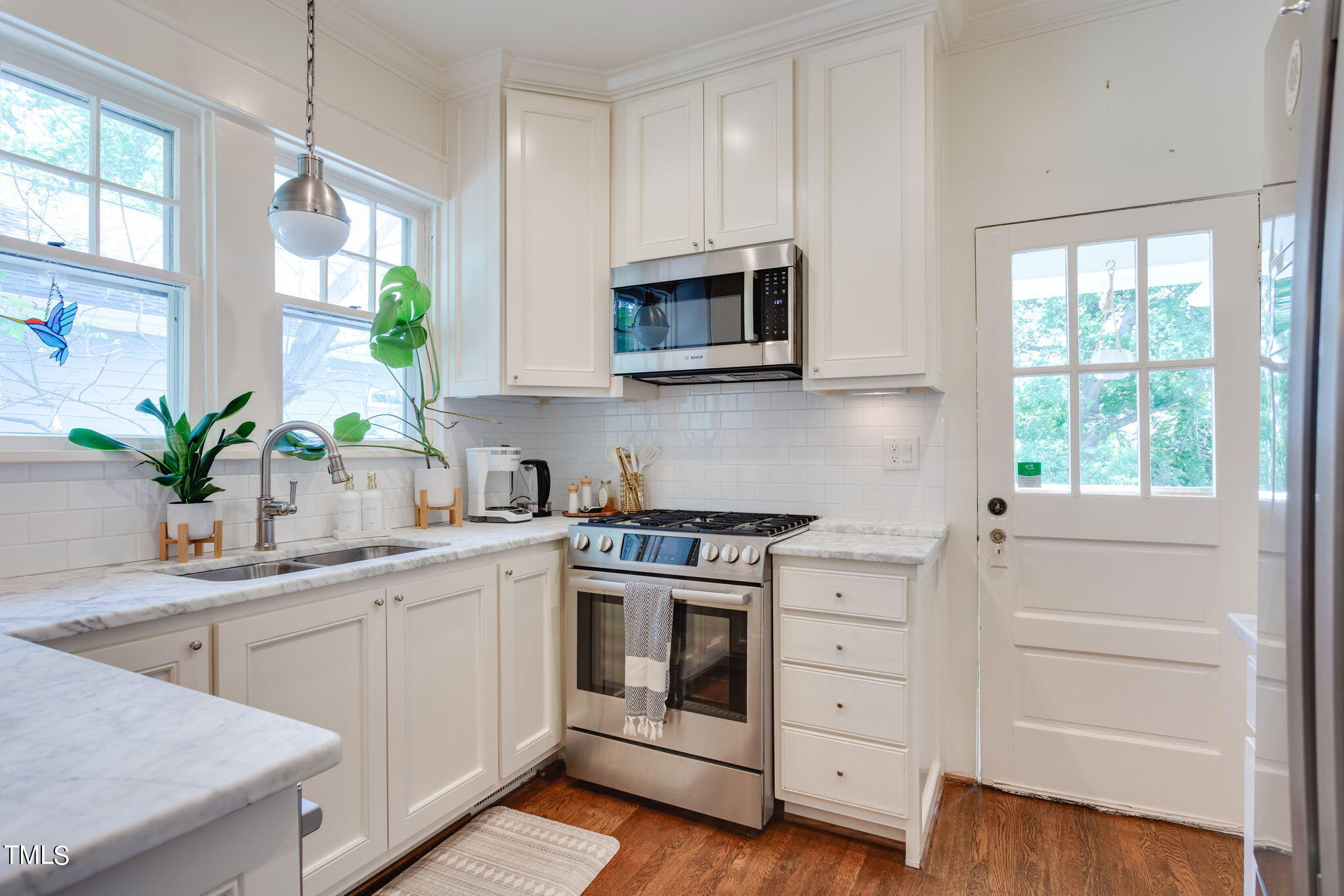2220 Creston Road Raleigh, NC 27608 - Photo 11 of 36 45-web-or-mls-IMGL0109-enfuse