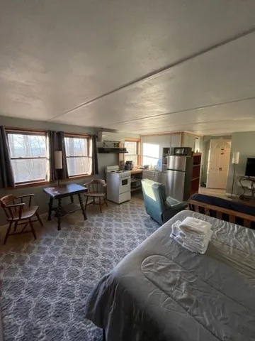 $1,950 | 163 Gould Hill Road, Unit A, Hopkinton, NH 03229