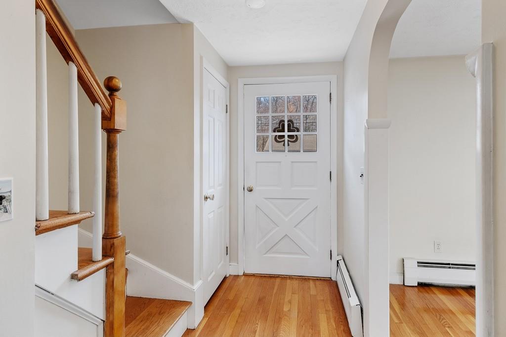 23 Plymouth Road Wakefield, MA 01880 - Photo 5 of 30 Gallery Image 5