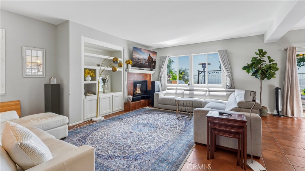 16175 Blue Haven Court Riverside, CA 92503 - Photo 9 of 38 Spacious family room with amazing views