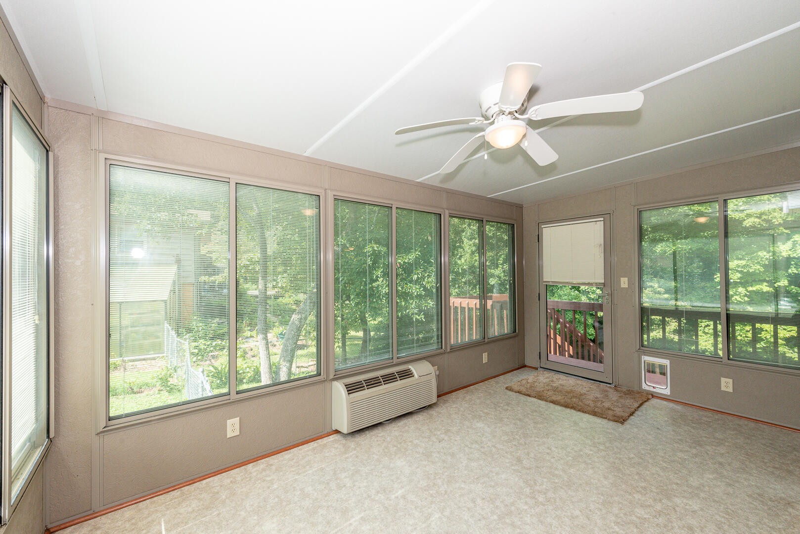 996 West Outer Drive Oak Ridge, TN 37830 - Photo 11 of 31 Gallery Image 11