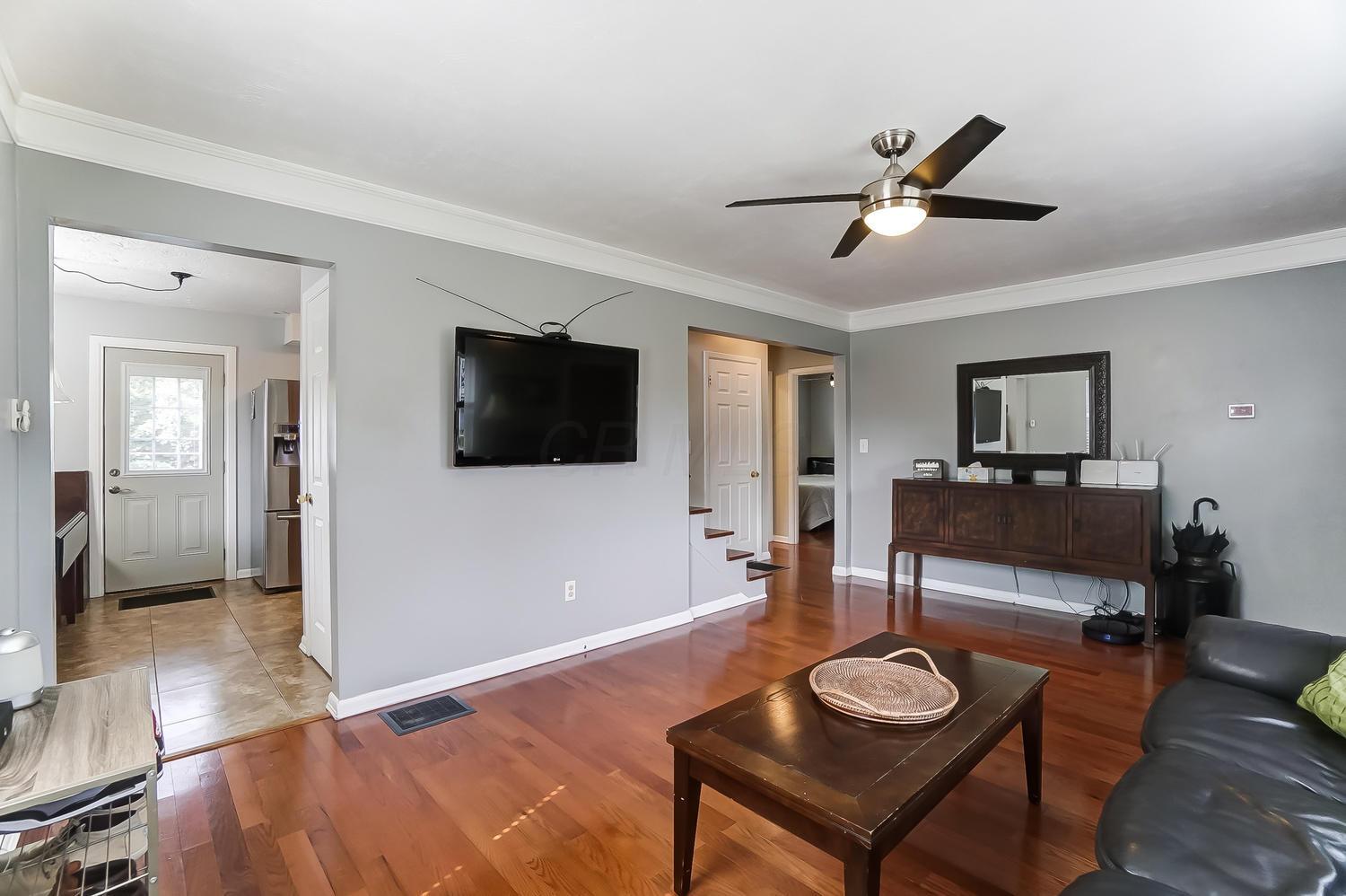 4251 Cody Road Columbus, OH 43224 - Photo 4 of 22 Gallery Image 4