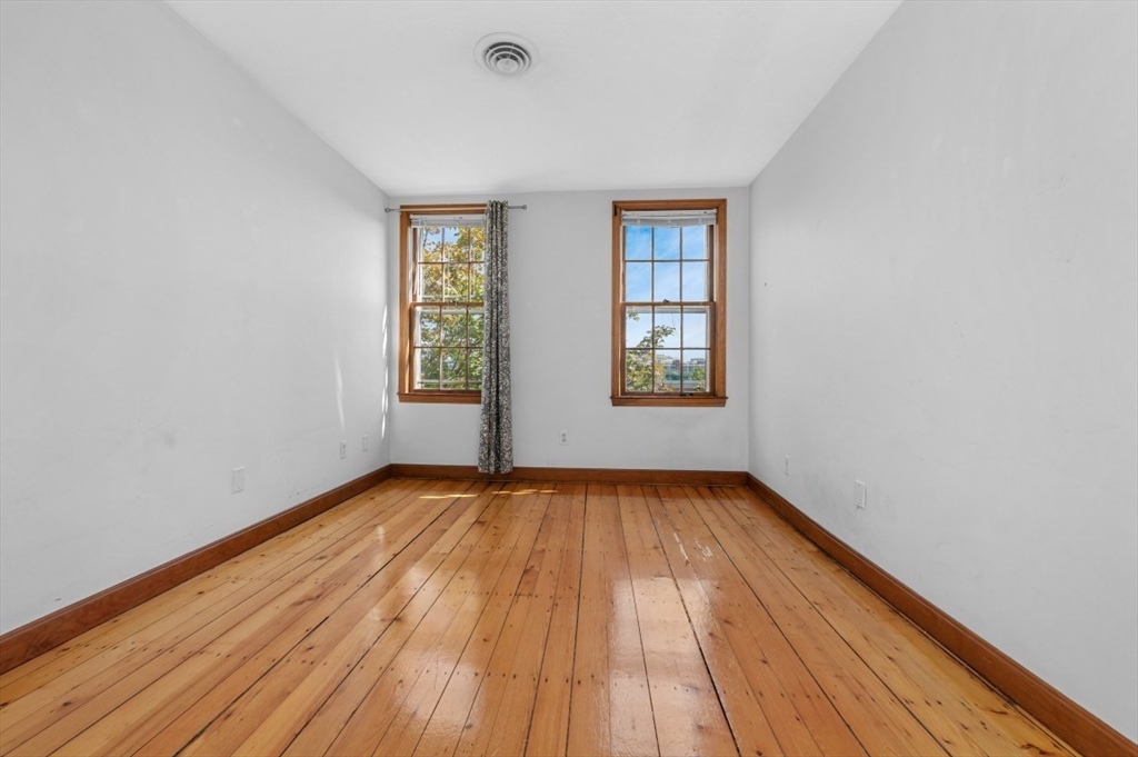 32 Prospect Street, Unit 3 Boston, MA 02129 - Photo 9 of 15