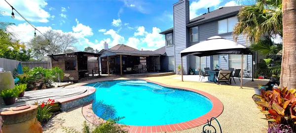 $329,500 | 3015 Wood Hollow Drive, League City, TX 77573