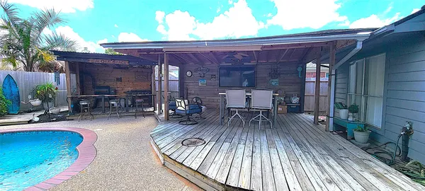 $329,500 | 3015 Wood Hollow Drive, League City, TX 77573