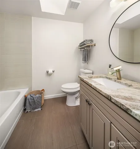 $1,295,000 | 10427 248th Avenue Northeast, Redmond, WA 98053