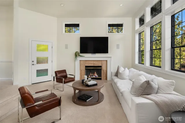 $1,295,000 | 10427 248th Avenue Northeast, Redmond, WA 98053