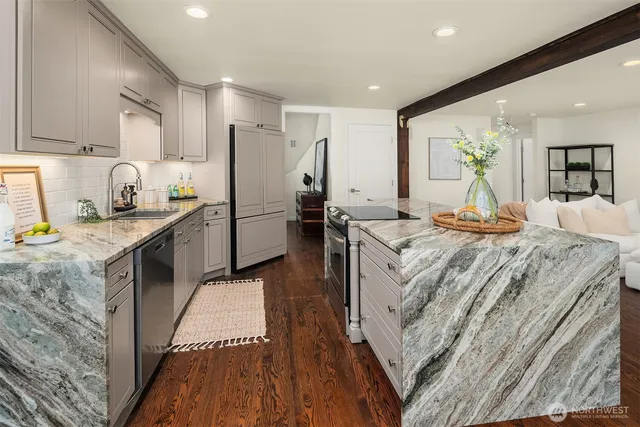 $1,295,000 | 10427 248th Avenue Northeast, Redmond, WA 98053